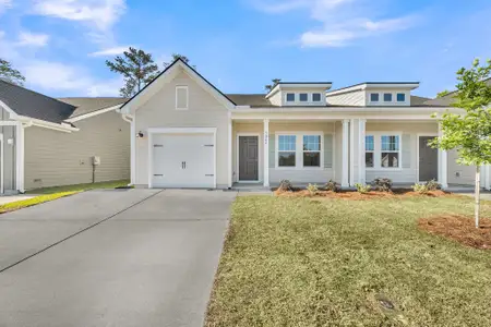New construction Townhouse house 5046 Blackberry Ln, Ravenel, SC 29470 plan Palmetto - image