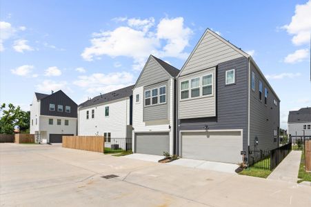 New construction Single-Family house 2213 Springwood Vista Ln, Houston, TX 77055 - image