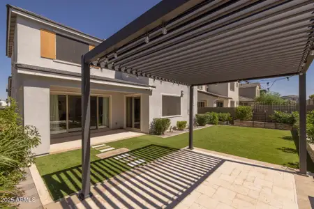 New construction Single-Family house 1517 E Rakestraw Ln, Gilbert, AZ 85298 - image