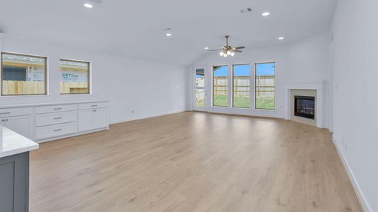 New construction Single-Family house 315 Texoma Plains Dr, Conroe, TX 77304 plan 2504W - image 12