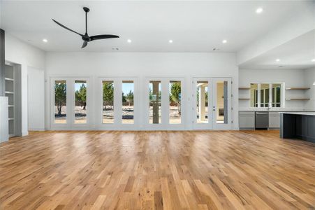 New construction Single-Family house 1730 Carroll Moran Trl, Midlothian, TX 76065 - image 18