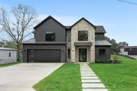 New construction Single-Family house 217 Autumn Wood Trl, Gun Barrel City, TX 75156 - image
