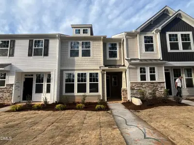 New construction Townhouse house 6419 Granite Quarry Dr, Raleigh, NC 27610 - image