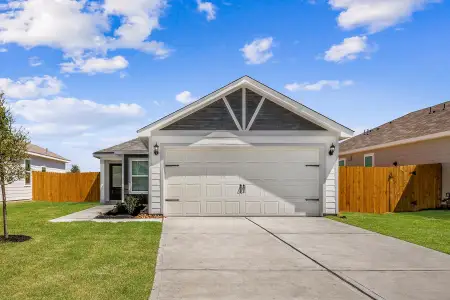 New construction Single-Family house 10430 Red Cardinal Dr, Cleveland, TX 77328 - image