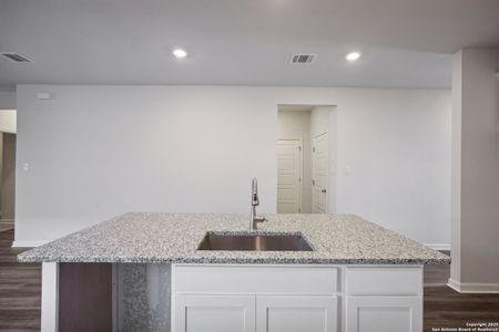 New construction Single-Family house 2931 Junction Bay, Converse, TX 78109 Allen- photo 7 7