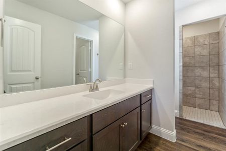 New construction Single-Family house 112 Jay St, Hillsboro, TX 76645 - image 9