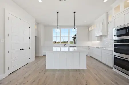 New construction Single-Family house 12954 Little Wolf, Godley, TX 76044 plan The Garland - image 5