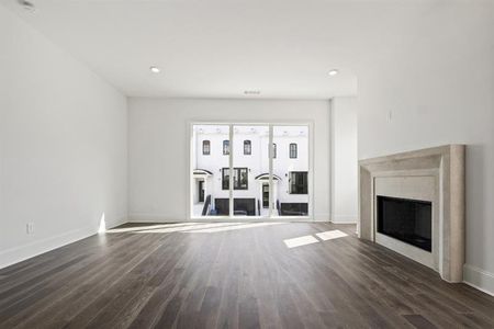 New construction Townhouse house 3667 Peachtree Road Ne, Unit 14, Atlanta, GA 30319 - photo 13 13