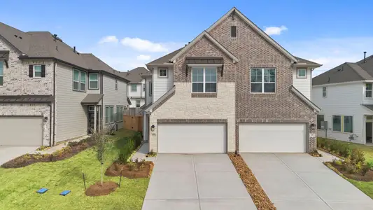 New construction Townhouse house 120 W Coralburst Lp, Montgomery, TX 77316 - image