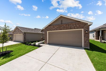 New construction Single-Family house 4205 Carlotta Dr, New Braunfels, TX 78130 null- photo 2 2