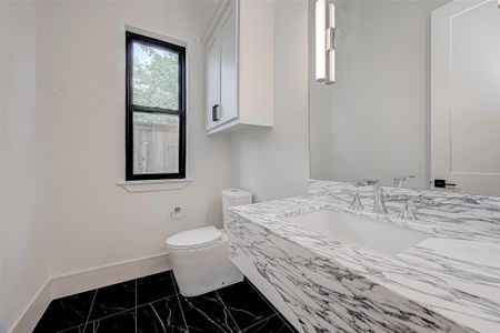 New construction Single-Family house 1506 W 43Rd St, Houston, TX 77018 - image