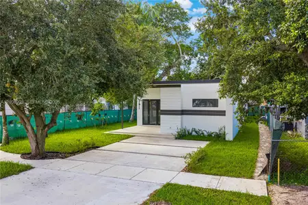 New construction Single-Family house 870 Superior St, Opa Locka, FL 33054 - image