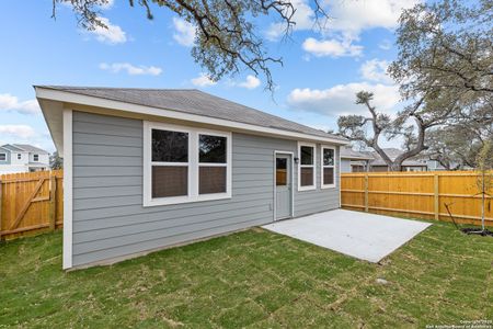 New construction Single-Family house 14711 Emerio Dr, San Antonio, TX 78253 Easton - 1388- photo 1 1