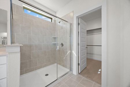 New construction Single-Family house 112 Divisadero Dr, Hutto, TX 78634 plan Trinity - image 11