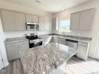 New construction Single-Family house 70 Valley Forge Ln, Smithfield, NC 27577 plan The McGinnis - image 6