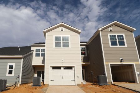 New construction Townhouse house 3197 Mission Olive Pl, New Hill, NC 27562 Hazelnut - Townhome Series- photo 50 50