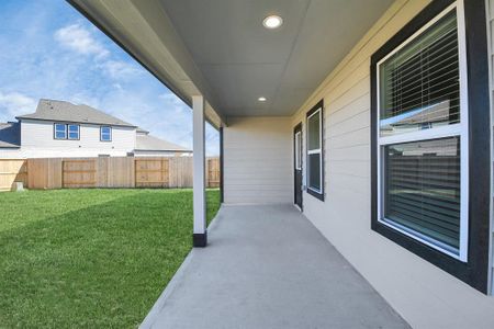 New construction Single-Family house 12903 Kingsford Pines Dr, Humble, TX 77346 Plan 210- photo 24 24