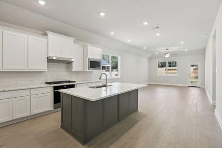 New construction Single-Family house 30310 Ruby Forest Ct, Magnolia, TX 77354 plan 3029 Elevation B - image 6