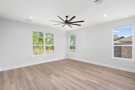 New construction Single-Family house 301 Kelcey Ct, Trenton, TX 75490 - image 16