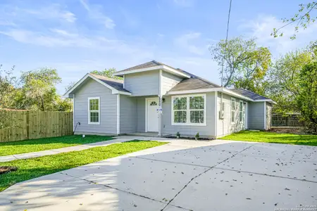 New construction Single-Family house 250 Bundy, San Antonio, TX 78220 - image