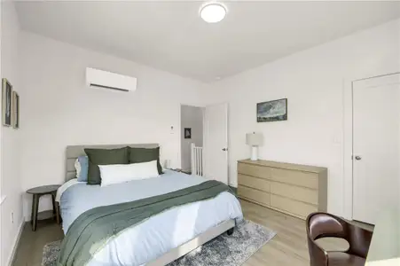 New construction Townhouse house 1070 Dill Avenue SW, Atlanta, GA 30310 - image 9