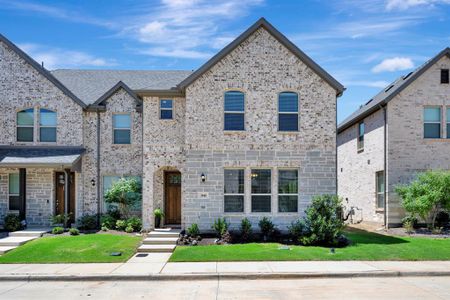 New construction Townhouse house 3048 Tall Pine Ln, Corinth, TX 76210 - image