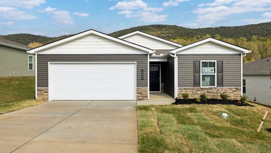 New construction Single-Family house 107 N Rolling Meadows Dr, Harriman, TN 37748 plan Macon - image