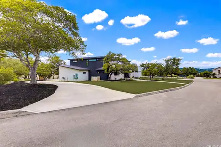 New construction Single-Family house 10009 Basilone Rdg, San Antonio, TX 78255 - image
