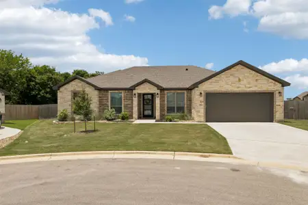 New construction Single-Family house 812 Eagle Claw Cv, Salado, TX 76571 - image