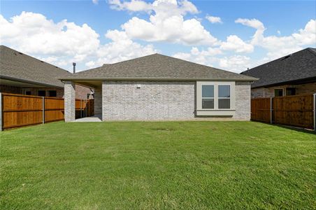 New construction Single-Family house 704 Chestnut Trl, Sherman, TX 75092 Monet Plan- photo 2 2