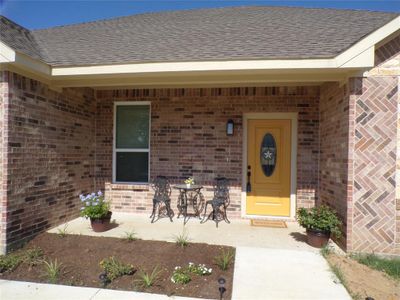 New construction Single-Family house 2701 Yeager Street, Fort Worth, TX 76112 - photo 0