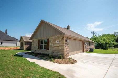 New construction Single-Family house 10017 Valley Oak Wy, Springtown, TX 76082 null- photo 2 2