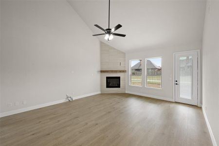 New construction Single-Family house 217 Allegheny Dr, Burleson, TX 76028 Silverstone- photo 12 12