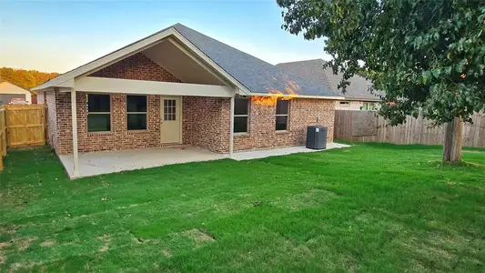 New construction Single-Family house 1317 Oak Vly, Denton, TX 76209 - image