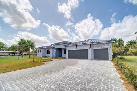 New construction Single-Family house 24440 Sw 209Th Pl, Homestead, FL 33031 - photo 0