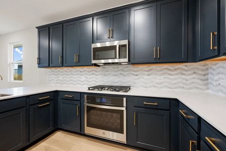 New construction Single-Family house 609 Henry Milton Rd, Georgetown, TX 78626 plan Brodie - image 6