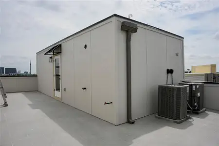 New construction Single-Family house 5823 Winsome Ln, Houston, TX 77057 - image