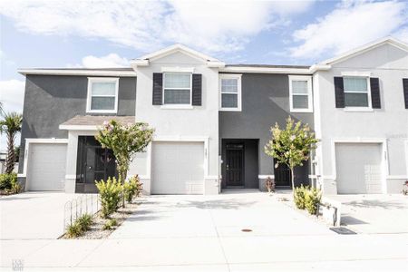 New construction Townhouse house 5291 Dragonfly Drive, Wildwood, FL 34785 - photo 0