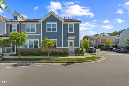 New construction Townhouse house 321 Parker Station Ave, Fuquay Varina, NC 27526 - image