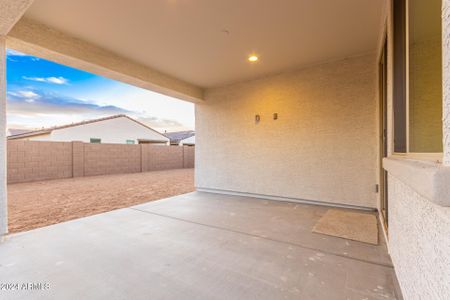 New construction Single-Family house 17627 W Oregon Ave, Litchfield Park, AZ 85340 Harlow- photo 38 38