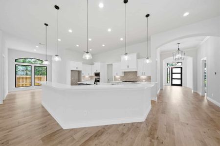 New construction Single-Family house 126 Stellar Hills Ct, Willis, TX 77318 plan 3865 - image 14