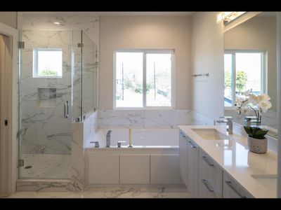 New construction Single-Family house 5217 Noble Street, Unit A, Houston, TX 77020 - photo 13 13