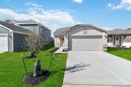 New construction Single-Family house 8571 Redhawk Loop, San Antonio, TX 78222 Telluride- photo 0