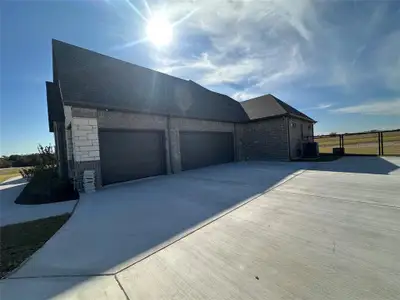 New construction Single-Family house 116 Blackstar Ln, Decatur, TX 76234 - image