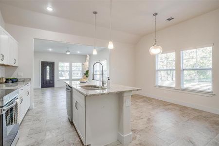 New construction Single-Family house 207 E 1St St, Weatherford, TX 76086 null- photo 8 8