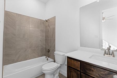 New construction Single-Family house 4005 Crick Ct, Weatherford, TX 76087 plan The Wellington II - image 14