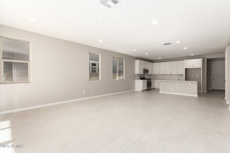 New construction Single-Family house 40347 W Wade Dr, Maricopa, AZ 85138 Alexandrite- photo 6 6