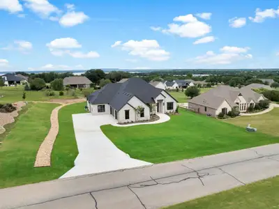 New construction Single-Family house 213 Martin Dr, Granbury, TX 76049 - image