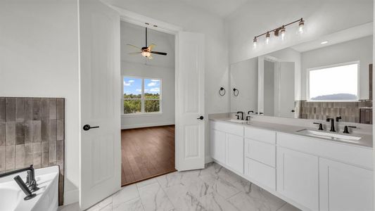 New construction Single-Family house 1045 Woodland Rd, Weatherford, TX 76088 plan Hillside - image 15