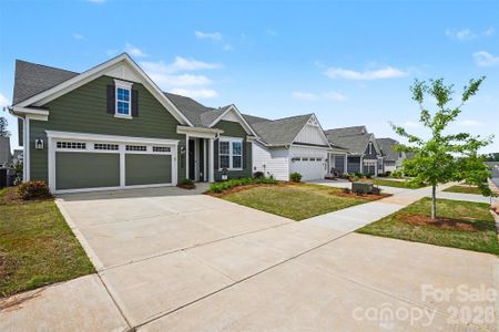 New construction Single-Family house 10225 Superb Ln, Charlotte, NC 28215 - image